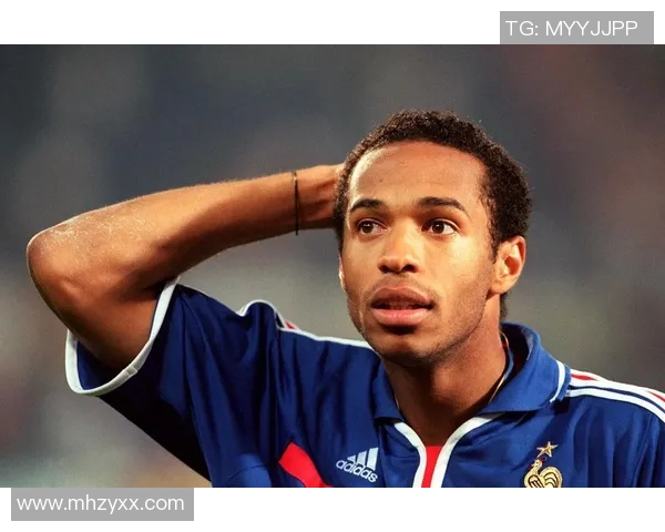 足球球星个性化摆件定制让热爱与收藏更具独特纪念价值